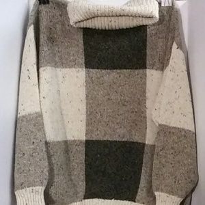 Liz sport acrylic and wool sweater